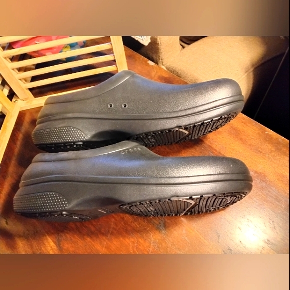 Crocs On the Clock Work Slip on Clogs Slip Resistant Black Size Men's 11 - Picture 5 of 10